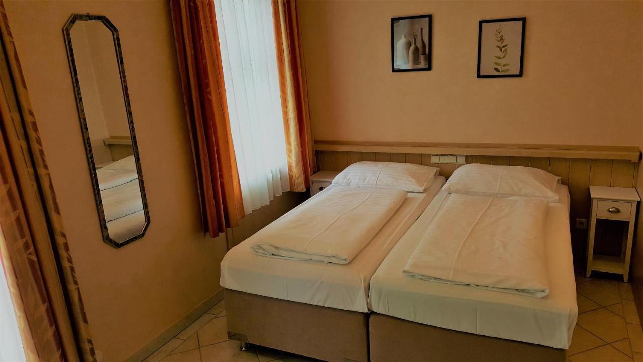 Hotel Hotwagner Maria Enzersdorf Kültér fotó
